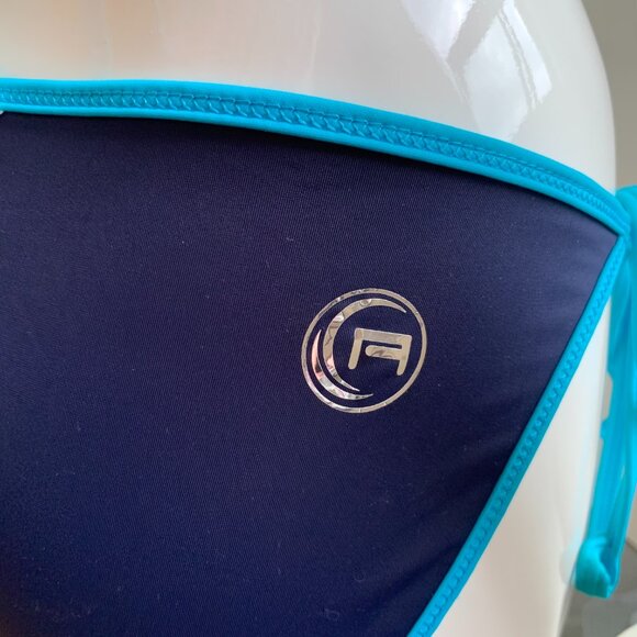 Aaron Chang Surfer wave bikini - Picture 10 of 10